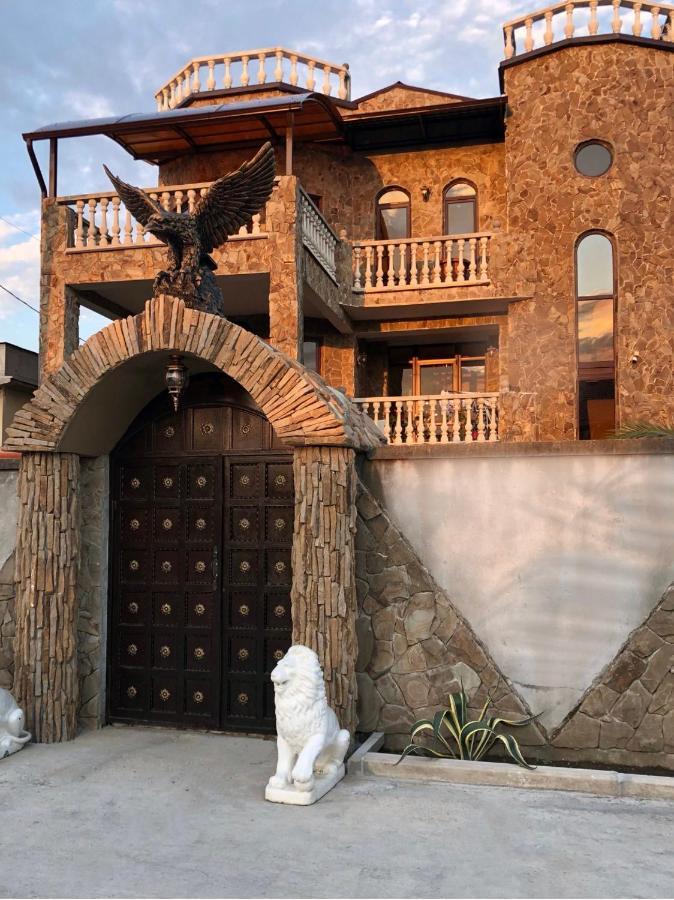 Гостевой Дом Siella Hotel Sukhumi Exterior photo