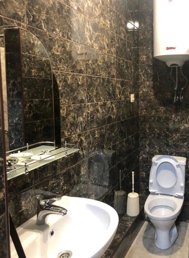 Гостевой Дом Siella Hotel Sukhumi Exterior photo